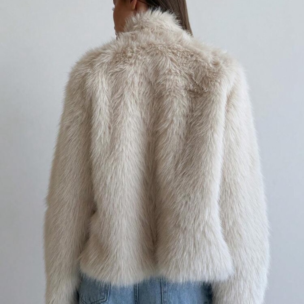 Aloruh Women Stand Collar Fitted Long Sleeve Fluffy Button Apricot Jacket, - Picture 4 of 4